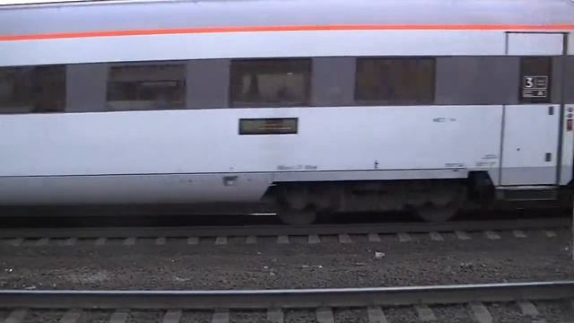 Скоростной поезд Тарпан ЕКр 1-002 02 смотреть онлайн