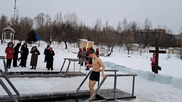 Хабаровск крещенские купание смотреть онлайн