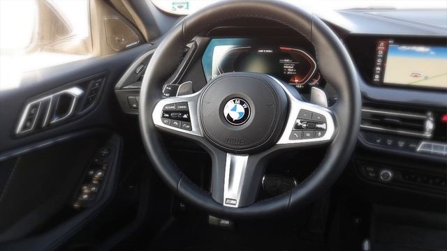 BMW M135i: Революционен кеф с 306 коня! (видео ревю - тест драйв / EN subs) смотреть онлайн