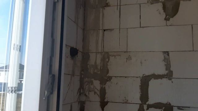 Пароизоляция потолка. Дом из газобетона / Ceiling vapor barrier. Aerated concrete house. смотреть онлайн