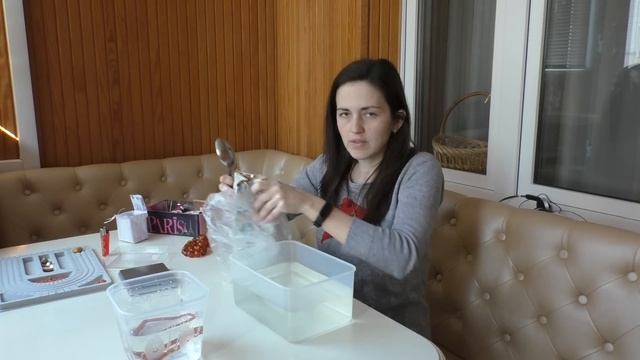 Янтарные бусы каленый янтарь или пластик - проверка в соленой воде смотреть онлайн