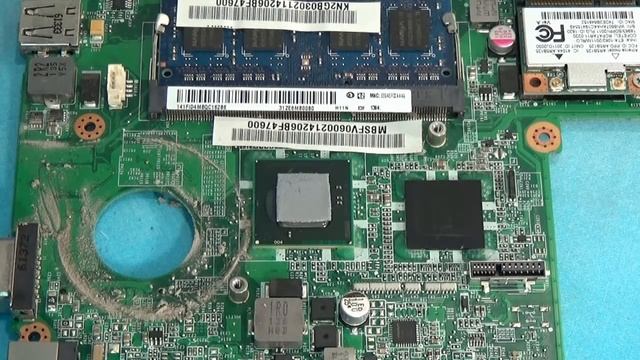 Как разобрать почистить и собрать нетбук Acer aspire one hapy2 n5780 смотреть онлайн