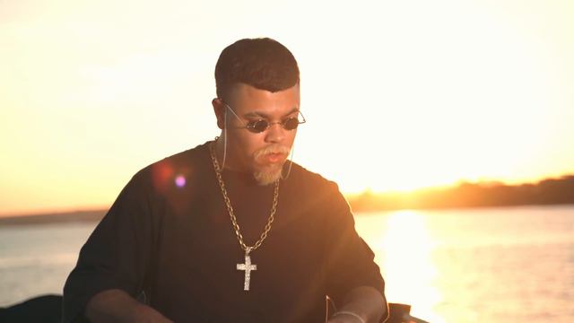 Victor Lou @ Summer All Day Vol. 3 смотреть онлайн