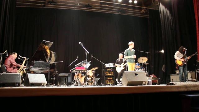 Paulie Cerra & Frends (MVI 5146) смотреть онлайн