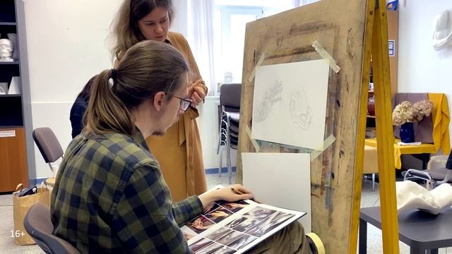 Академический рисунок · На уроках преподавателя Мамонтовой В. В. | 16+ смотреть онлайн
