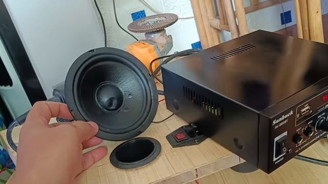 Distorted Amplifier Sunbuck AV-660BT, only 200 watts. Fake 2000w смотреть онлайн
