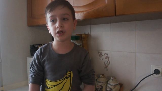 Закуска на Новый год.Бутерброды с красной рыбой и авокадо. Легко просто и очень вкусно!! #LittleChe смотреть онлайн