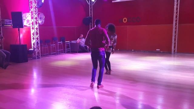 Flyin & Shaïly_ kizomba (Estou sofrendo) смотреть онлайн