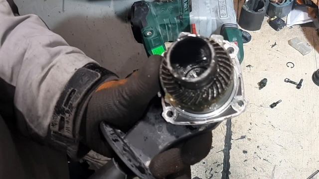 Перфоратор DWT - слабый удар - ремонт.