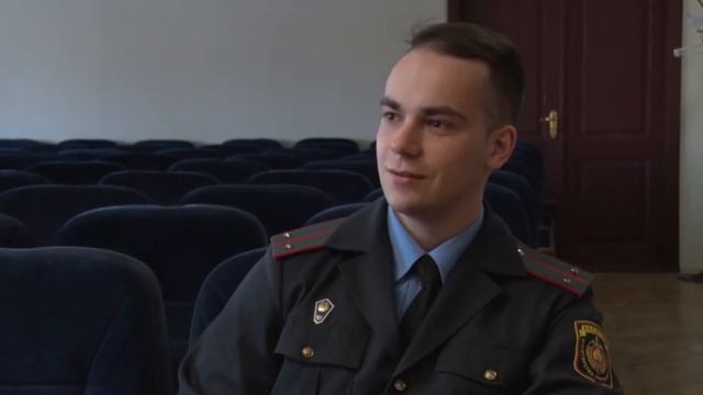 Милиция в лицах. Будни инспектора ИДН смотреть онлайн