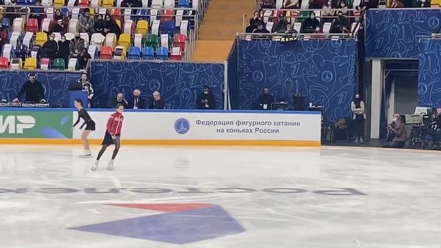 Прыжковый турнир. 1 раунд, часть 2 05.02.2021 Кубок Первого канала по фигурному катанию. смотреть онлайн