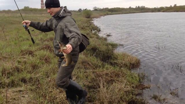 Апрельская щука смотреть онлайн