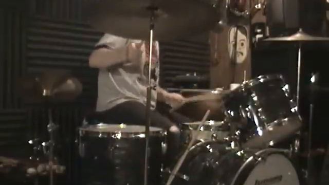 Please Please Me - The Beatles -drum lesson , ringo starr impersonator смотреть онлайн