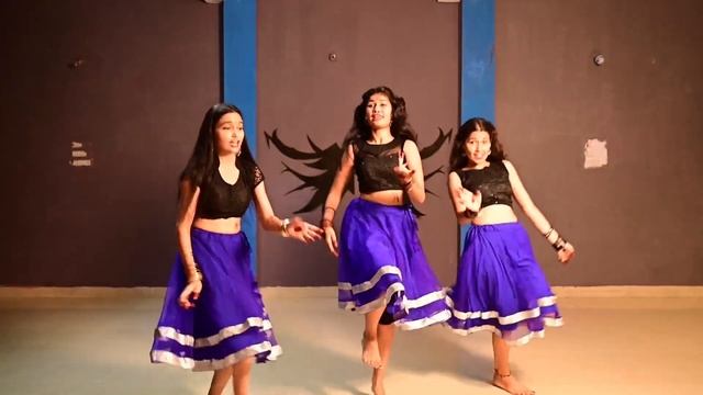 1..2..3..4.get on the dance floor..#TAS Dream Land Dance Academy sagar M смотреть онлайн