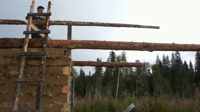 Постройка избы. Постройка зимовья. Часть 3. смотреть онлайн