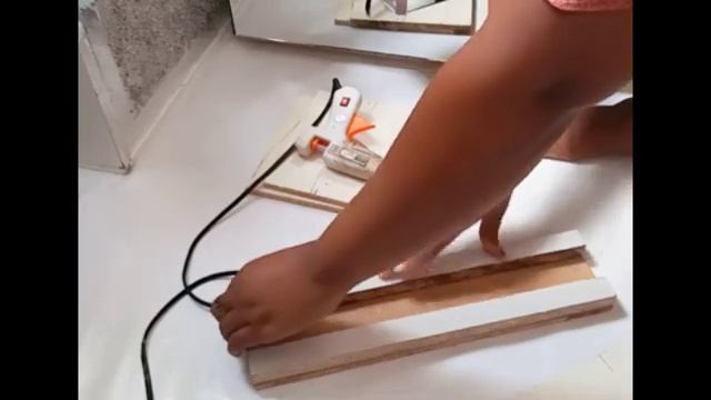 DIY LAMPSHADES Using Mirriors, Bottle and Tissue roll (Simple and inexpensive) смотреть онлайн