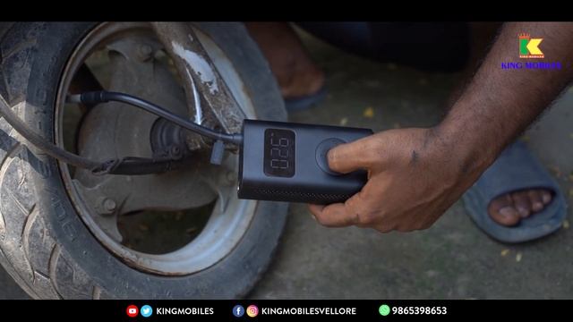 Mi Portable Electric Air Compressor Review in Tamil | Best Tyre Air Pump for Car & Bike | Xiaomi смотреть онлайн
