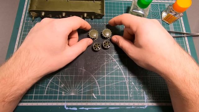 Крушитель (KV-TG) WOT Blitz из КВ-2 своими руками (Zvezda 3608)| Diy модели| Часть 1 смотреть онлайн