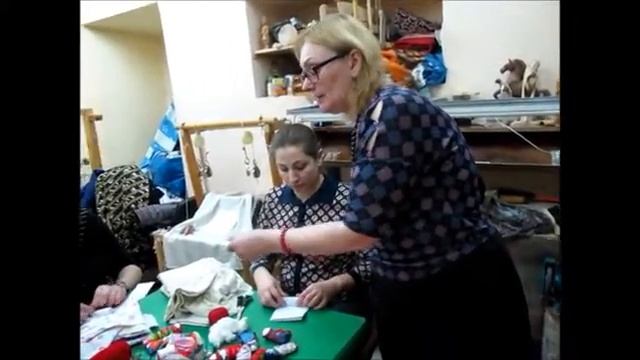 Куколки младенцы.Уроки школы народной куклы Е.Макишили смотреть онлайн