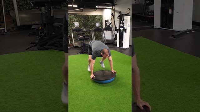 HIIT Workout - Bosu Burpees смотреть онлайн