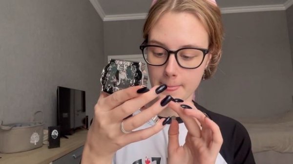 обзор палетки flower knows ?