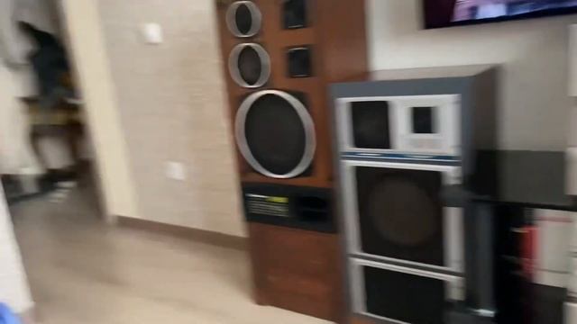 Сравнение Yamaha RX-2600 и AX-1090 смотреть онлайн