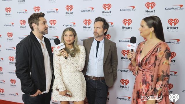 Danielle Fishel Rider Strong Will Friedle on Pod Meets World, Why Gen Z Loves the 90s! смотреть онлайн