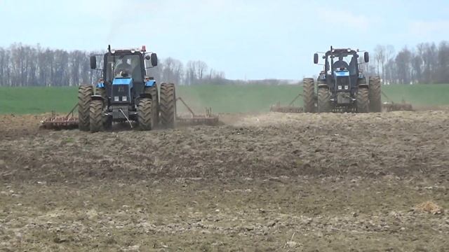 "Беларусы" МТЗ 1221 работают на культивации в СПК "Гигант" смотреть онлайн