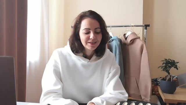 ПЕРЕДЕЛКА Как украсить ПАЛЬТО машинной вышивкой Нашивка дизайна на фетре смотреть онлайн