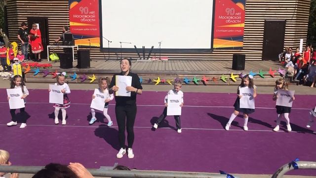 Детская студия "Ласточка". Выступление Альбины смотреть онлайн