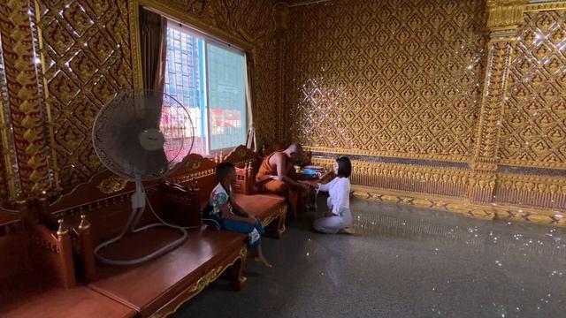 Обзор красивого буддийского храма Ват Хуа Яй в Паттайе (Таиланд) смотреть онлайн