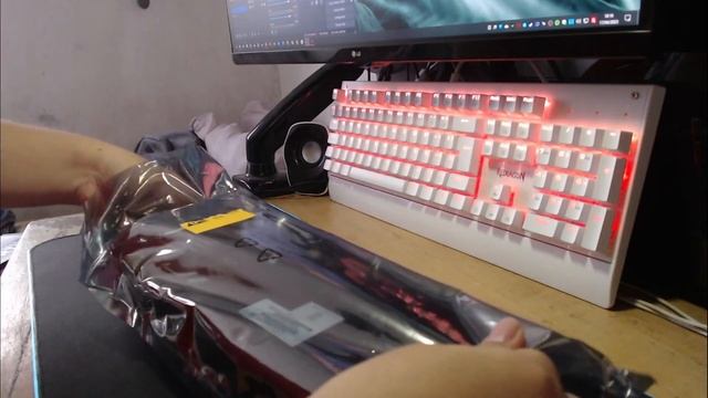 PNY RTX 3070 TI Unboxing смотреть онлайн