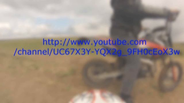 Стант на кроссовом мотоцикле смотреть онлайн