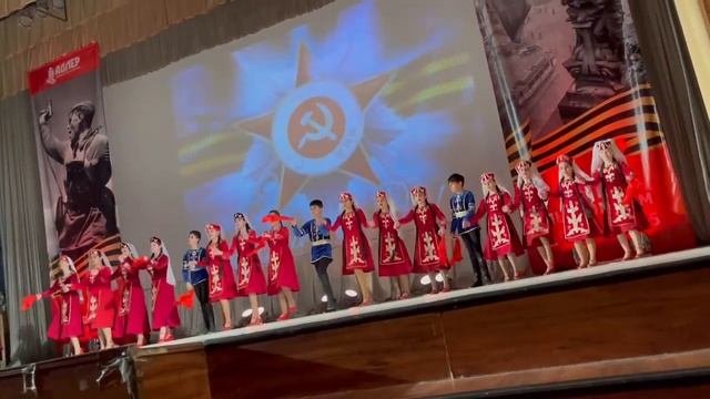 "Народный самодеятельный коллектив" ансамбль армянского народного танца "Севан", танец "Кочари". смотреть онлайн