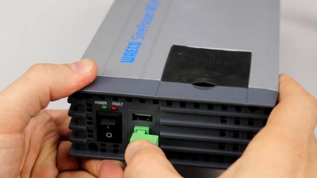 Инвертор 12V-220V  WAECO MSI 412