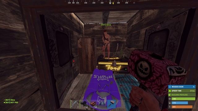 Захватили БОЛОТО! Нас зарейдил сосед? Rust | Раст смотреть онлайн
