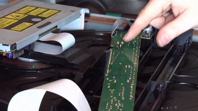 Upgrading a CD Player with New Features смотреть онлайн