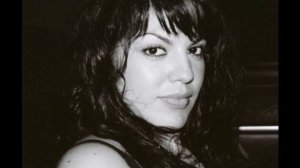 Sara Ramirez singing The story (EP version)