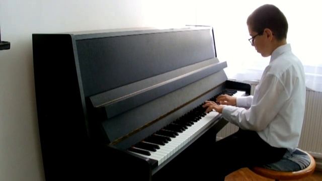 J. S. Bach: Bé-dúr kétszólamú invenció BWV 785, W. A. Mozart: G-dúr szonáta I. tétel Kv. 283. смотреть онлайн