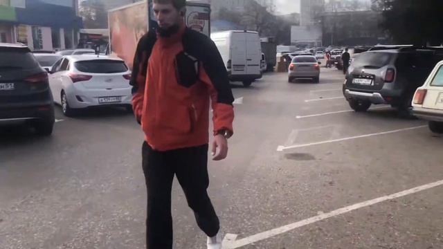 Крым Симферополь Центральный рынок. Магазин Гермес не принимает товар обратно. смотреть онлайн