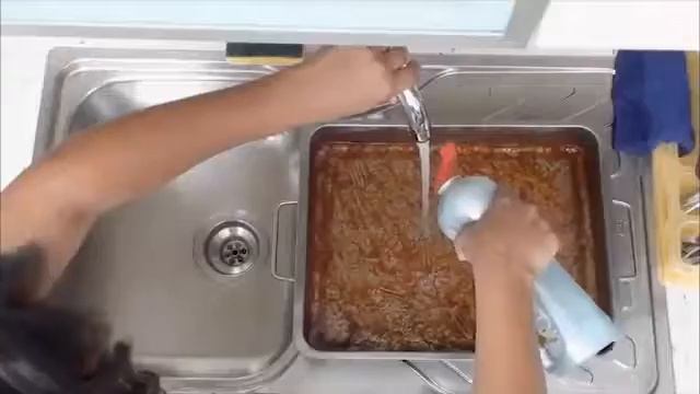 Fairy Platinum Sıvı Deterjan смотреть онлайн