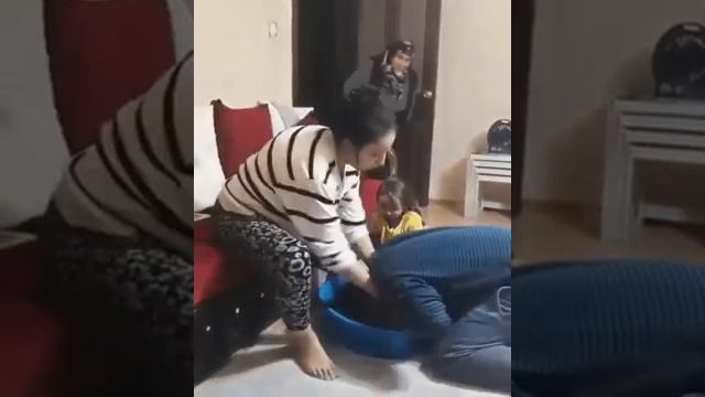 Муж моет ноги жены смотреть онлайн