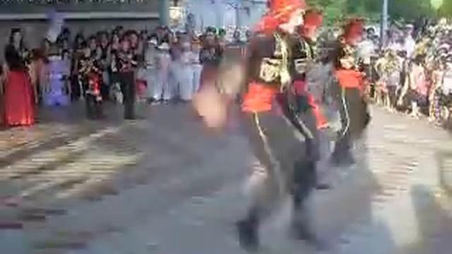 Аджарский танец. ансамбль "Кавказ" город Сочи.avi смотреть онлайн