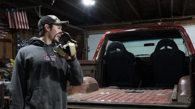 Removing Quarter Panels & Inner Wells On My 87 Bronco! Full Disassembly
