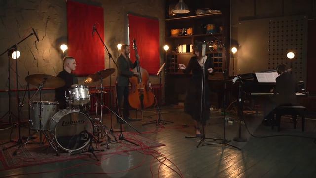 Квартет Яны Литинской / Too Close For Comfort Sammy Davis Jr Cover / Yana Litinskaya Quartet смотреть онлайн