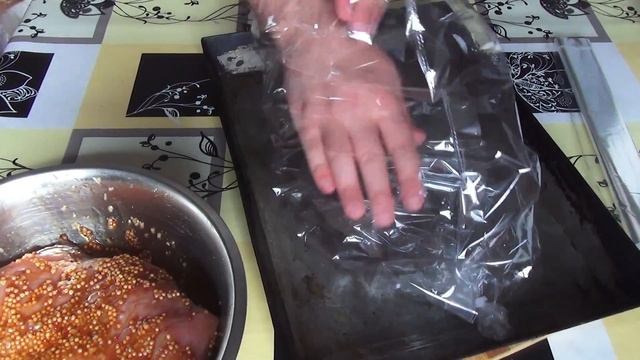 Запекаем мясо в духовке. Как вкусно запечь мясо. смотреть онлайн