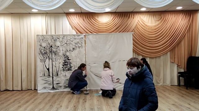 ..как мы рисовали декорацию к новому спектаклю..."Виват театр!" смотреть онлайн