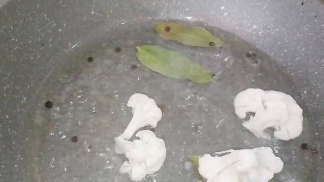 Աշնան ամենահամով աղցաններից.ամեն ինչի հետ հարմար է մատուցելОсенний салатик,подходит ко многим блюда