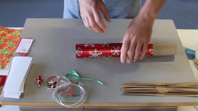 How to make Christmas Crackers by Olde English Crackers смотреть онлайн