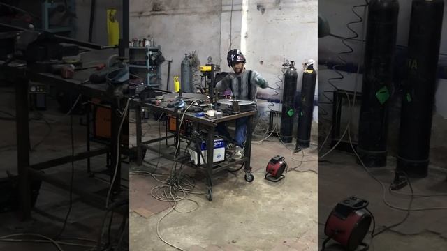 Арт-объект БУБЛИК из нержавеющей стали смотреть онлайн